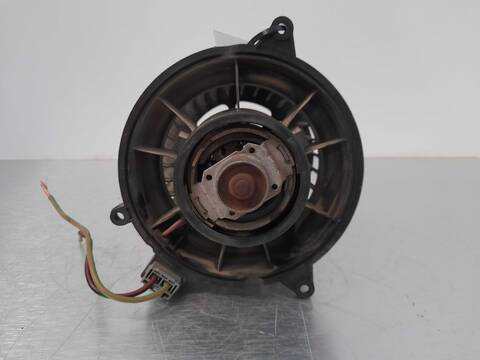 Foto 4ª: Calefacción Ford Fiesta AMBIENTE 69CV 51KW [A9JB] (2003)