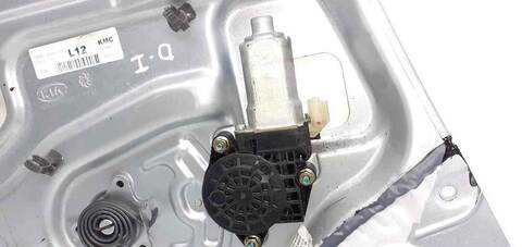 Foto 2ª: Elevalunas Eléctrico Delantero Izquierdo Kia Sportage LX 4X4 140CV 103KW [D4EAV] (2007)