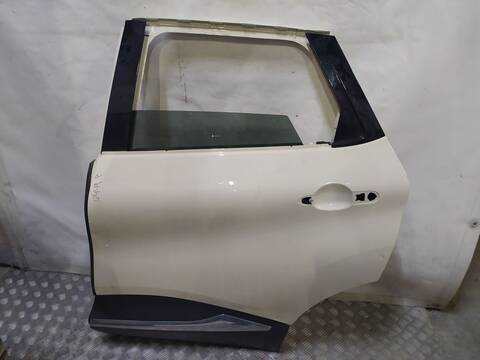 Puerta Trasera Izquierda Renault Captur INTENS 120CV 88KW