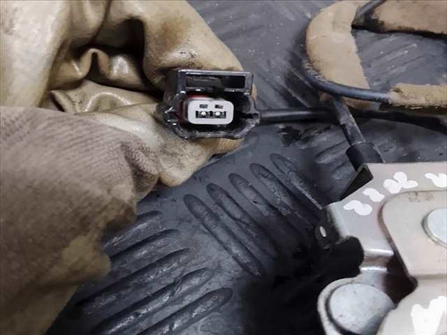 Foto 3ª: Cerradura Puerta Trasera Derecha Renault Master 2.3 DCI 150CV (2022)