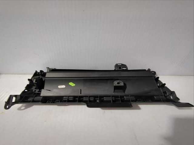 Foto 3ª: Guantera Toyota Yaris 1.5 HYBRID MXPH11) 92CV [M15A-FXE] (2020)