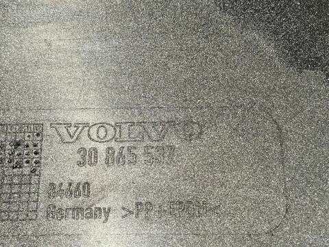 Foto 3ª: Paragolpes Delantero Volvo S40 1.6 CAT 109CV [B4164S2] (1995)