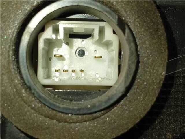 Foto 3ª: Cerradura Puerta Delantera Izquierda Toyota Yaris 1.3 VVT-I [2SZ-FE]
