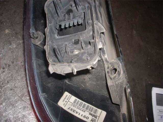 Foto 3ª: Piloto Trasero Derecho Opel Corsa 1.2 TWINPORT [Z 12 XEP]