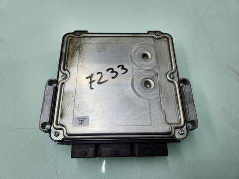 Foto 3ª: Centralita Motor ECU Nissan Qashqai TEKNA PREMIUM 4X4 150CV 110KW [M9R855] (2013)