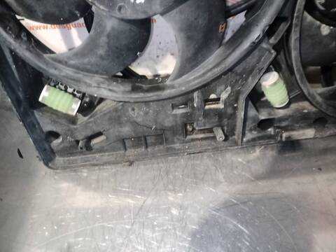 Foto 2ª: Electroventilador Fiat Grande Punto DYNAMIC 90CV 66KW (2007)