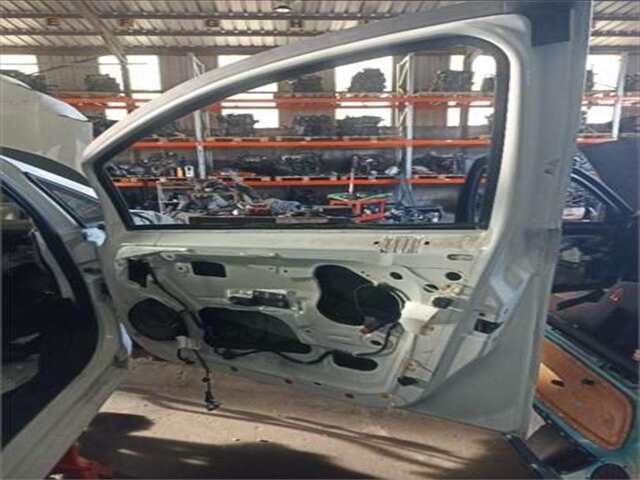 Foto 3ª: Puerta Delantera Derecha Fiat Punto 1.2 DYNAMIC [1.2 LTR. - 51 KW CAT] [169 A4.000]