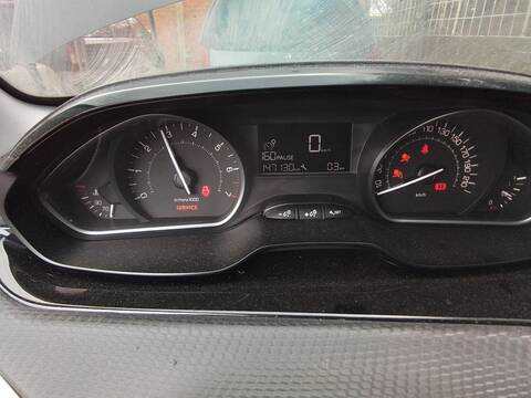 Cuadro de Instrumentos Peugeot 208 STYLE 82CV 60KW