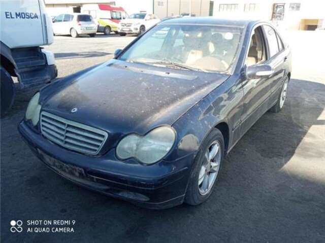 Faro Antiniebla Delantero Izquierdo Mercedes Clase C 160 2.2 C 220 CDI (203.706) [2.2 LTR. - 105 KW CDI CAT]
