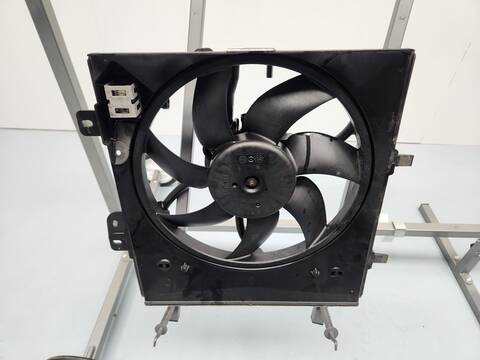 Foto 3ª: Electroventilador Peugeot 208 ACTIVE 82CV 60KW [HM01] (2014)