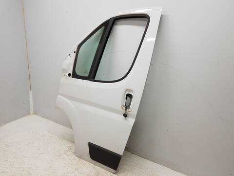 Foto 2ª: Puerta Delantera Izquierda Peugeot Boxer 335 L2H1 SERVICE EDITION BLUEHDI 140 STOPSTART (1994)