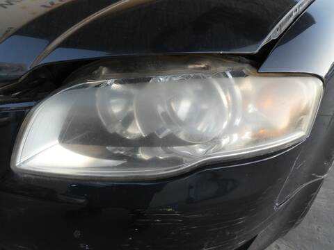 Faro Izquierdo Audi A4 BFB