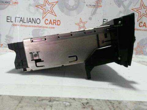 Foto 4ª: Sistema Audio Radio CD Bmw Serie 1 114 120D BERLINA 177CV 130KW [N47D20A] (2008)