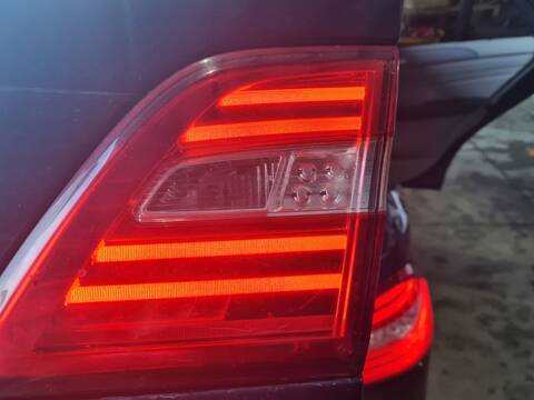 Foto 3ª: Piloto Portón Derecho Mercedes Clase ML 350 3.0 D 258CV 190KW AUT. W166) BLUETEC 166.004) OM642 [OM642826] (2012)