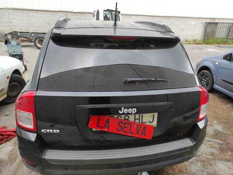 Foto 2ª: Portón Jeep Compass ENE (2012)