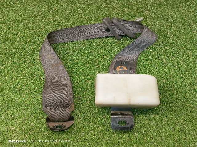 Cinturón Trasero Derecho Mitsubishi L200 2.5 D 4P CAJA ABIERTA