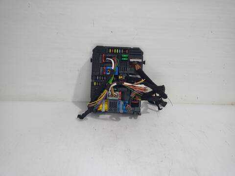 Caja Reles Fusibles Peugeot 308 ACTIVE 110CV 81KW