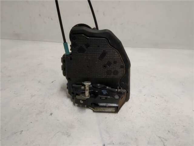 Cerradura Puerta Trasera Izquierda Toyota Verso 2.0 ACTIVE [2.0 LTR. - 93 KW D-4D CAT]