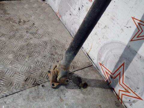 Foto 4ª: Transmision Central Bmw Serie 5 518 525TDS BERLINA 143CV 105KW [256T1D] (1998)