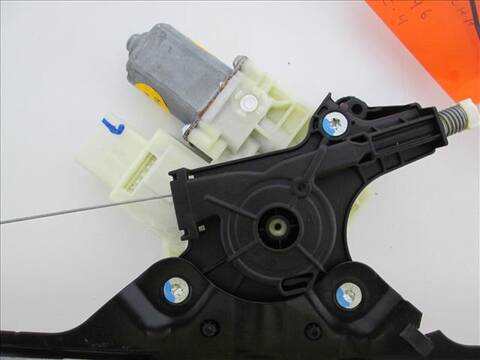 Foto 2ª: Elevalunas Eléctrico Delantero Derecho Citroen C4 1.6 HDI PICASSO (2013)