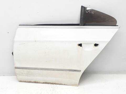 Puerta Trasera Izquierda Volkswagen Passat 2.0 TDI 143CV