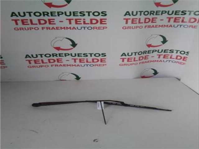 Brazo Limpia Trasero Toyota Starlet 1.3 EP71L)