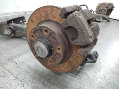 Foto 3ª: Puente Trasero Renault Megane 1.6 16V BZ1B BZ1H) HATCHBACK 110CV 81KW III HATCHBACK BZ0/1_ B3_) [K4M858] (2008)