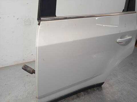 Foto 2ª: Puerta Trasera Izquierda Chevrolet Orlando 2.0 D 163CV 120KW [Z20D1] (2012)