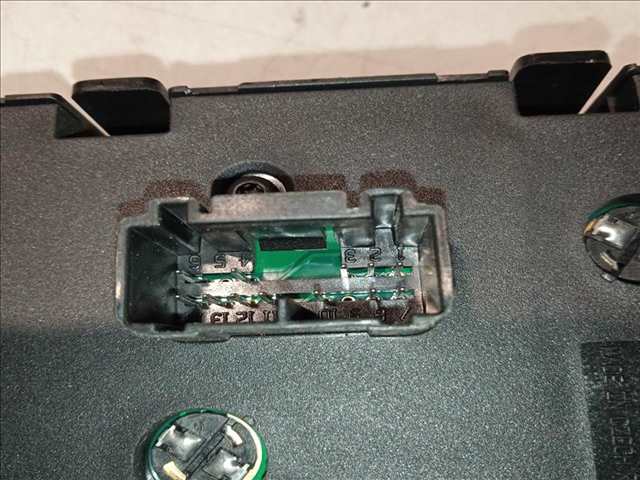 Foto 3ª: Mando Multifuncion Volvo V40 1.8 GDI FAMILIAR (2001)