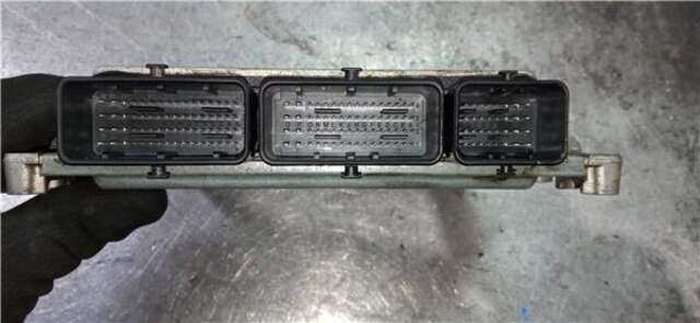 Foto 3ª: Centralita Motor ECU Renault Megane 1.2 BOSE-EDITION [1.2 LTR. - 97 KW TCE ENERGY] IV BERLINA 5P (12.2015-_)
