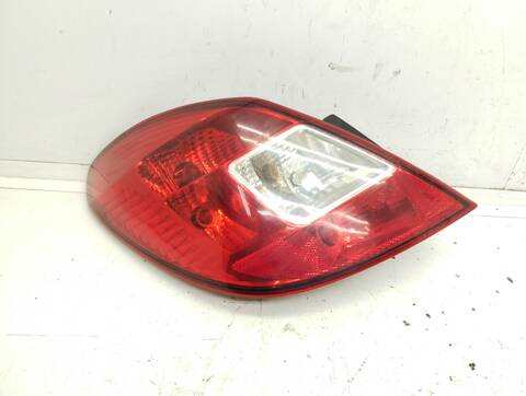 Piloto Trasero Izquierdo Opel Corsa 1.2 16V CAT Z 12 XEP - LB4) 80CV 59KW