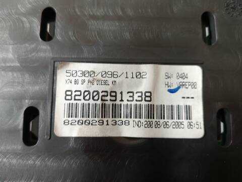 Foto 3ª: Cuadro de Instrumentos Renault Laguna AUTHENTIQUE 1 107CV (2001)