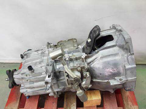 Foto 1ª: Caja Cambios Renault Master L4H2 HKA 45T (2011)