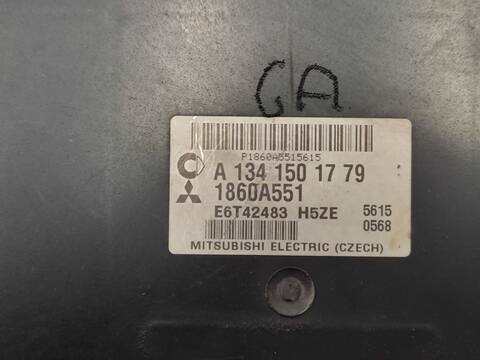 Foto 3ª: Centralita Motor ECU Mitsubishi Colt 1.1 Z31A Z32A) 75CV 55KW [134910] (2005)