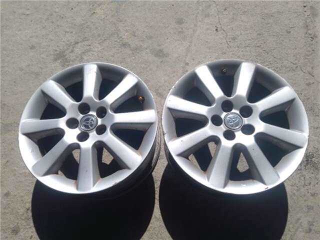 LLanta Chapa Toyota Avensis 2.0 D-4D