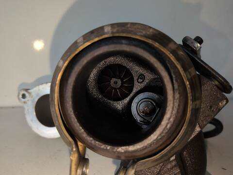 Foto 3ª: Turbocompresor Peugeot 208 9HP (2014)