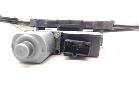 Foto 3ª: Elevalunas Manual Trasero Derecho Volkswagen Touran VERSION INDEFINIDA (2015)