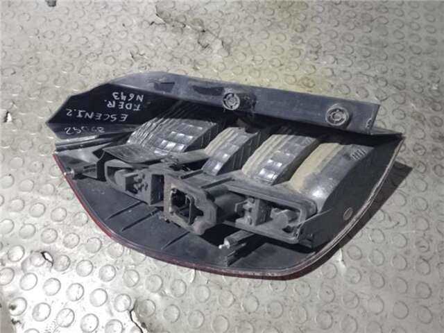 Foto 2ª: Piloto Trasero Derecho Renault Scenic 1.9 AUTHENTIQUE [1.9 LTR. - 88 KW DCI DIESEL] (JM)(2003-_) [F9Q D8]