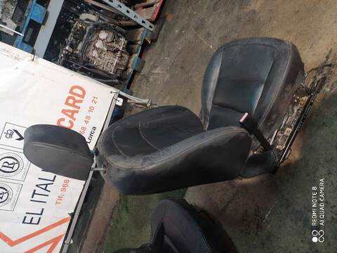 Foto 3ª: Asientos Traseros Nissan Qashqai BACKSTAGE 4X4 150CV 110KW [M9R832] (2007)