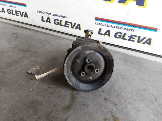 Bomba de Direccion Volkswagen Transporter 2.4 DIESEL 78CV 0CV FURGON