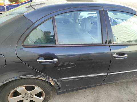 Puerta Trasera Derecha Mercedes Clase E 180 M112949 BERLINA