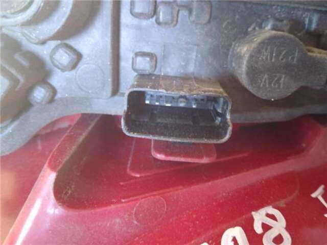 Foto 3ª: Piloto Trasero Izquierdo Citroen C4 1.6 COLLECTION [1.6 LTR. - 80 KW HDI CAT (9HY - DV6TED4)] [9HY (DV6TED4)]