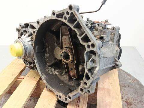 Foto 3ª: Caja Cambios Volkswagen Transporter 2.4 D 78CV 57KW [AAB] (1991)