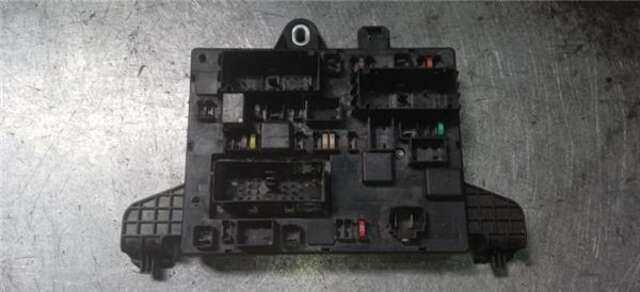 Foto 2ª: Caja Reles Fusibles Opel Astra 2.0 COSMO [2.0 LTR. - 118 KW 16V CDTI] [A20DTH]