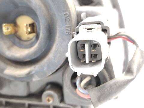 Foto 3ª: Faro Izquierdo Toyota Avensis 1.8 VVT-I ZZT221_) 129CV 95KW [1ZZFE] (2003)
