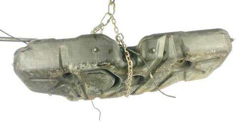 Foto 3ª: Deposito de Combustible Toyota Sienna 3.5 G V6 4WD [2GR-FE] (2010)