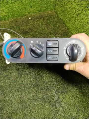 Mando Calefacción A. A. Nissan Terrano 2.7 TD TI 5P