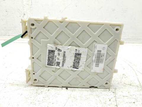 Foto 4ª: Caja Reles Fusibles Ford Kuga ST-LINE 2WD 180CV 132KW [JTMA] (2016)