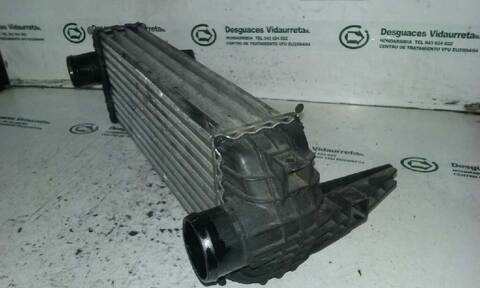 Foto 2ª: Intercooler Ford Tourneo KOMBI B. LARGA 2006 ) 110CV 81KW [F9DA] (2007)