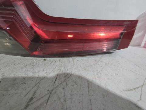 Foto 3ª: Piloto Trasero Izquierdo Citroen C4 1.6 HDI AUT. 109CV [9HY (DV6TED4) 9HZ (DV6TED4)] (2006)